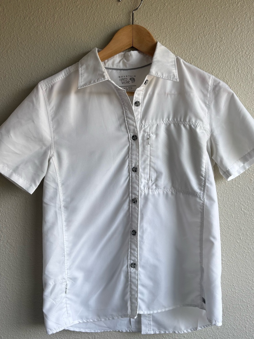 Mountain Hardwear White Shirt